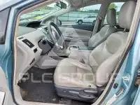 2015 Toyota PRIUS фото