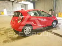 2015 Toyota PRIUS photo