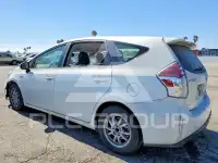 2015 Toyota PRIUS photo