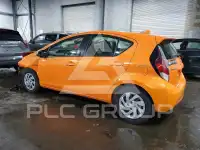 2015 Toyota PRIUS фото