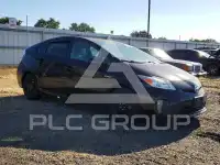 2015 Toyota PRIUS фото
