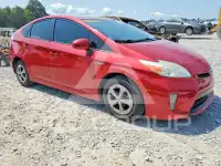 2015 Toyota PRIUS photo