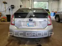 2015 Toyota PRIUS фото