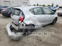 2015 Toyota PRIUS photo