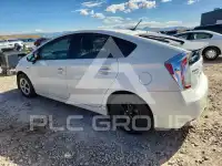 2015 Toyota PRIUS photo