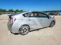 2015 Toyota PRIUS фото