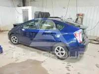 2015 Toyota PRIUS photo