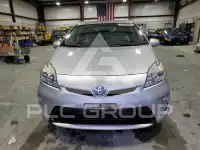 2015 Toyota PRIUS фото