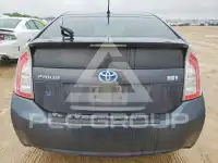 2015 Toyota PRIUS фото