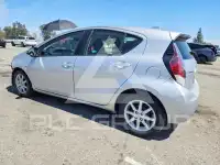 2015 Toyota PRIUS фото
