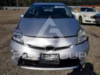 2015 Toyota PRIUS фото
