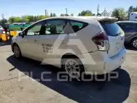 2015 Toyota PRIUS фото