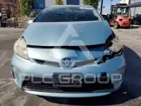 2015 Toyota PRIUS фото