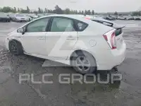 2015 Toyota PRIUS photo