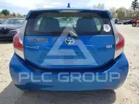 2015 Toyota PRIUS фото