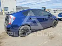 2015 Toyota PRIUS фото