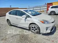 2015 Toyota PRIUS фото