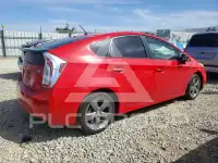 2015 Toyota PRIUS фото