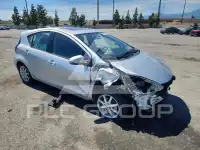 2015 Toyota PRIUS фото