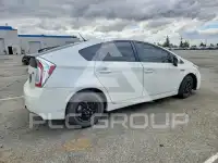 2015 Toyota PRIUS фото
