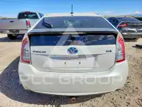 2015 Toyota PRIUS photo