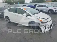 2015 Toyota PRIUS photo