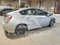 2015 Toyota PRIUS фото
