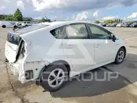 2015 Toyota PRIUS фото