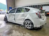 2015 Toyota PRIUS photo