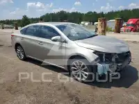 2015 Toyota AVALON photo