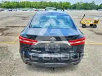2015 Toyota AVALON photo