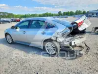 2015 Toyota AVALON photo