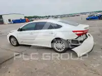 2015 Toyota AVALON photo