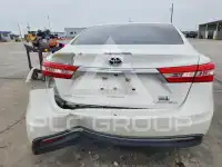 2015 Toyota AVALON photo