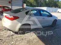 2015 KIA Forte photo