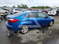 2015 KIA Forte фото