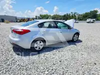 2015 KIA Forte photo
