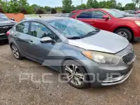 2015 KIA Forte photo
