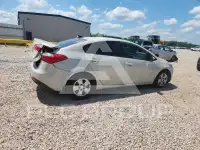 2015 KIA Forte фото