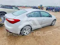 2015 KIA Forte фото