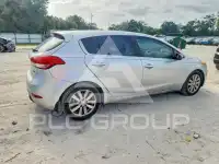 2015 KIA Forte фото