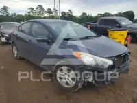 2015 KIA Forte photo