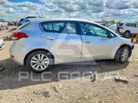 2015 KIA Forte фото