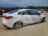 2015 KIA Forte фото