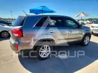 2015 KIA Sorento photo