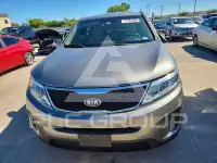 2015 KIA Sorento photo