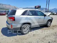2015 KIA Sorento photo