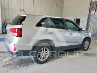 2015 KIA Sorento photo