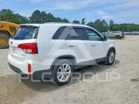 2015 KIA Sorento photo