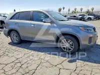 2015 KIA Sorento photo